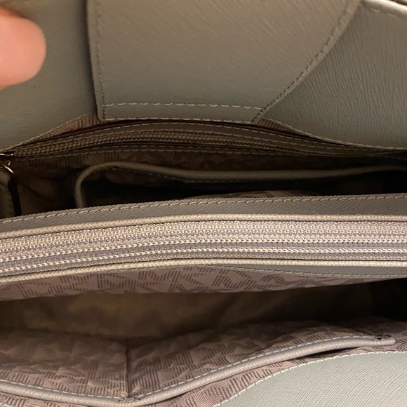 Michael Kors HAMILTON Large EW light blue purse. Lightly used. - Picture 7 of 10